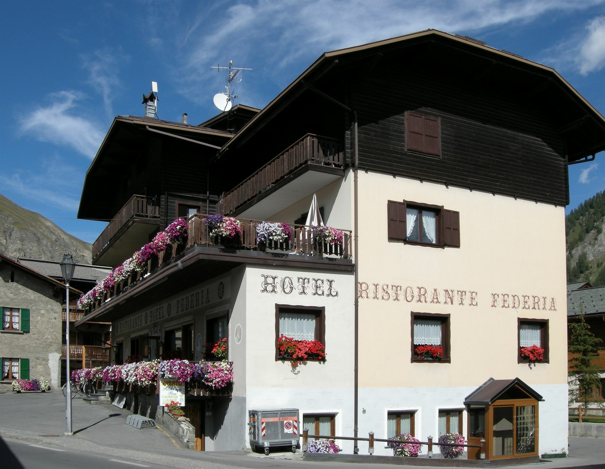 Hotel Federia Livigno Exterior foto